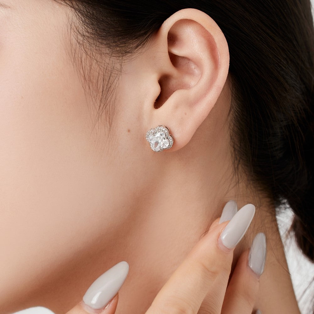 עגילי פרח צמודים כסף 925 משובצים אבני זירקוניה