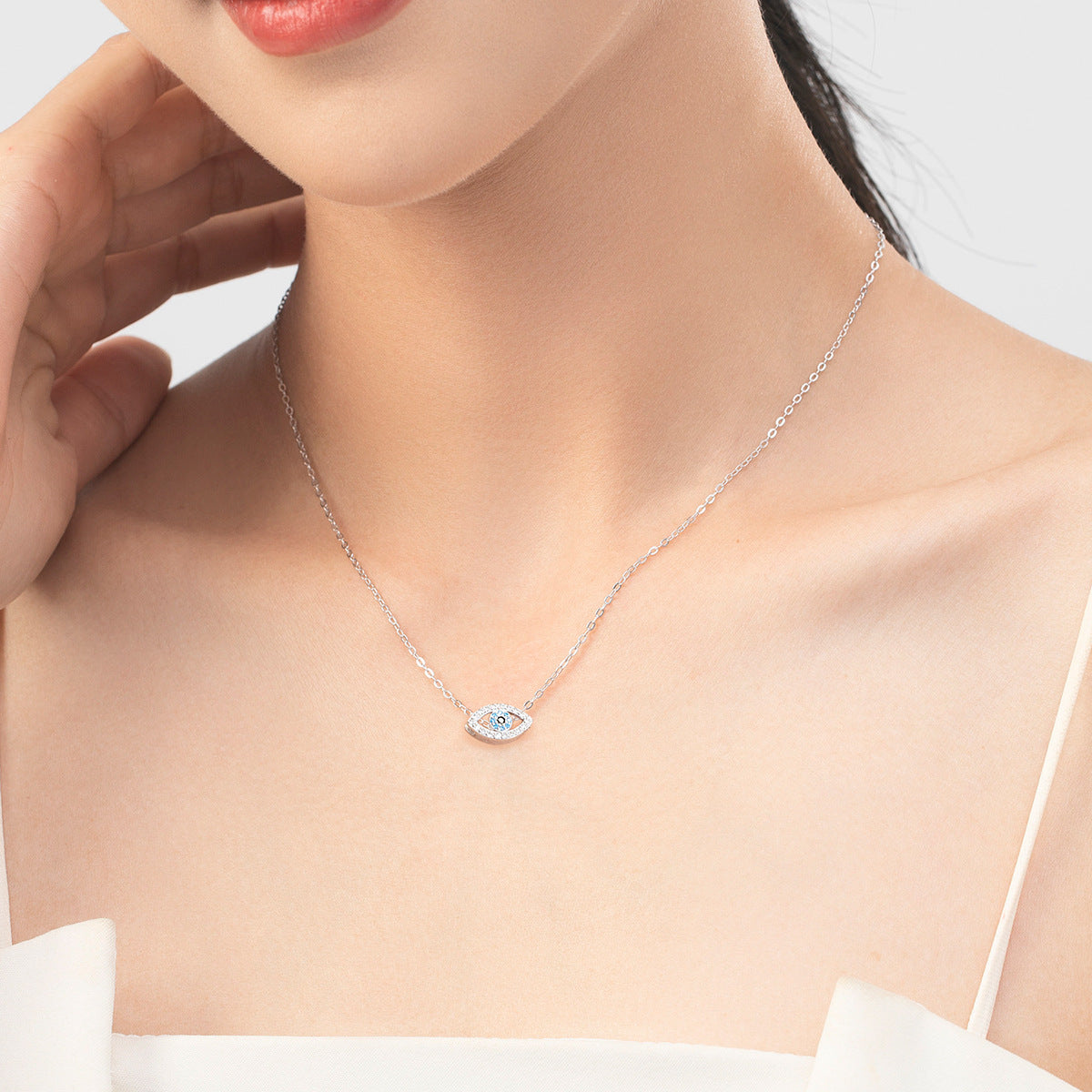 שרשרת עם תליון עין הרע כסף 925 משובץ אבני זירקוניה