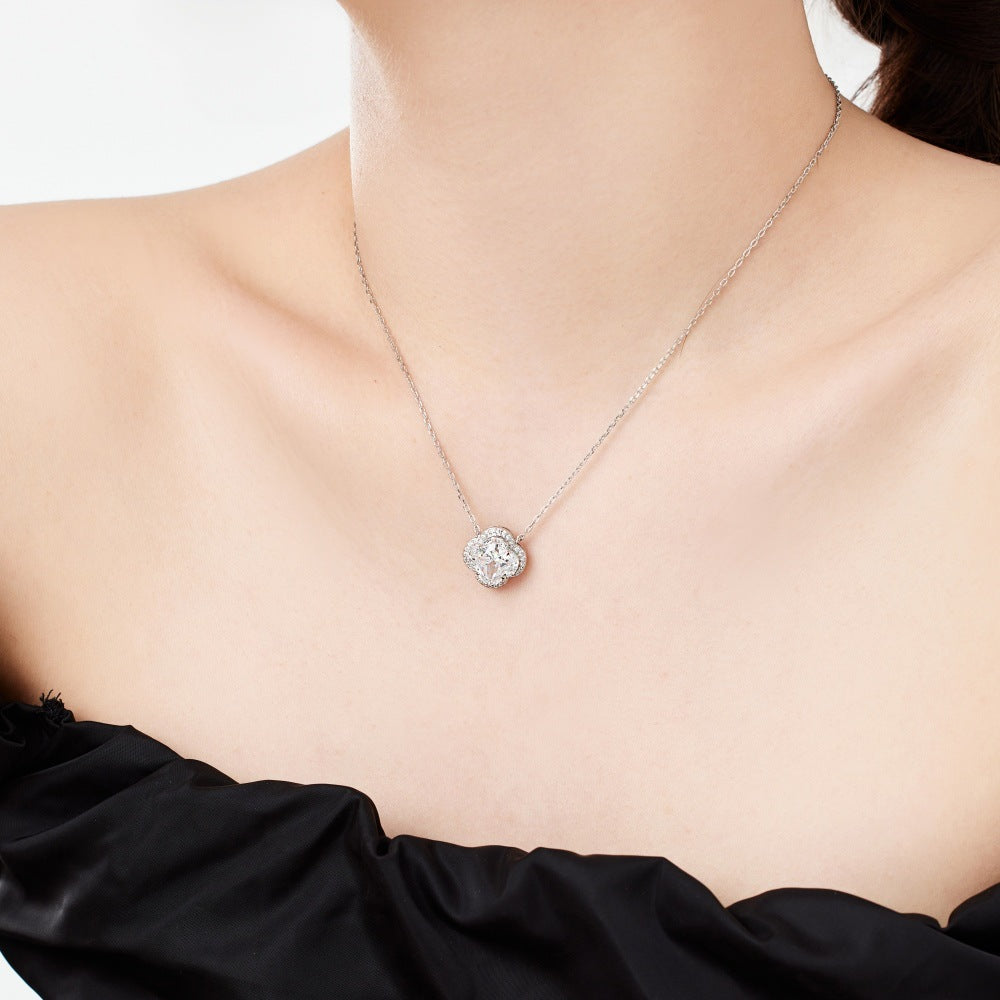 שרשרת פרח כסף 925 משובץ אבני זירקוניה