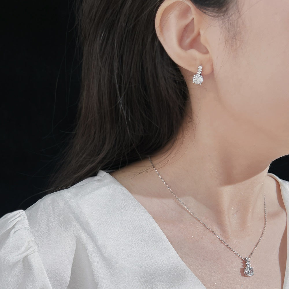 עגילים צמודים נופלים כסף 925 משובצים אבני זירקוניה