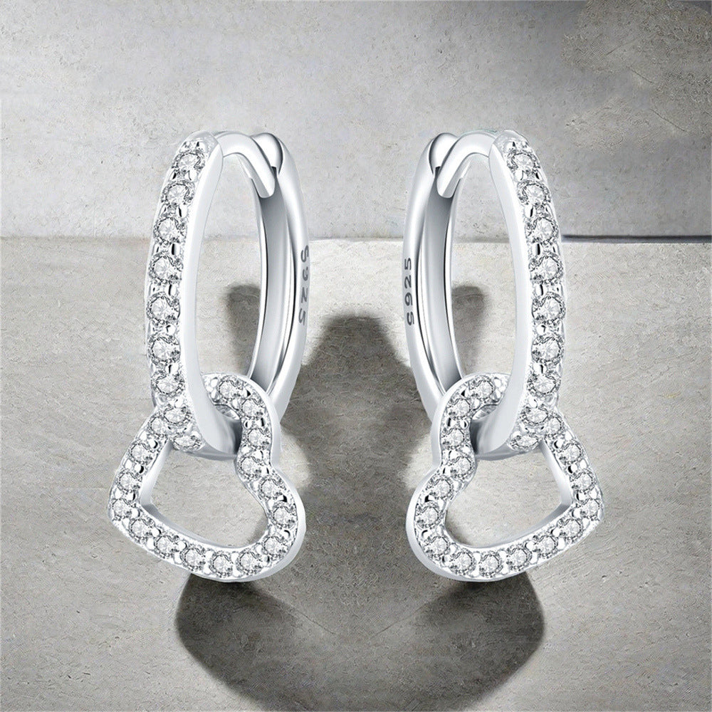 עגילי חישוק עם לב מכסף 925 משובצים אבני זירקוניה